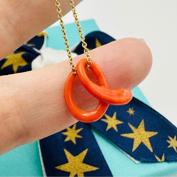 RARE Tiffany & Co. Vintage Coral Letter “A” Initial Necklace 18K Yellow Gold Box - Picture 7 of 10